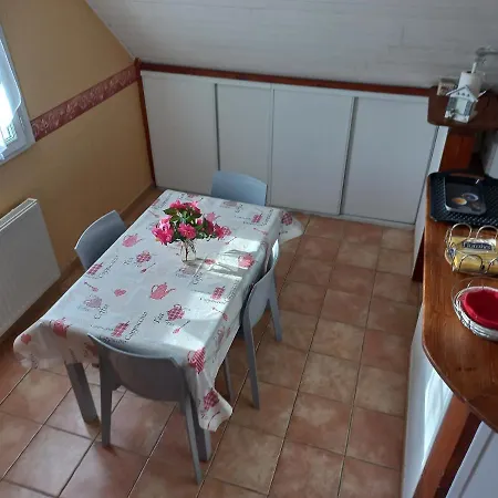 Διαμέρισμα Location 44410 *